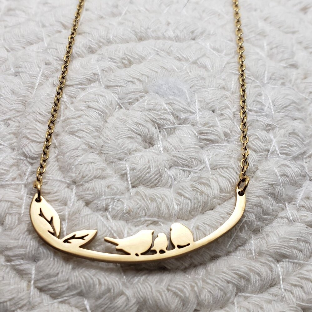 Close 2 UR heart stainless steel 18 inch necklace Birds on a limb